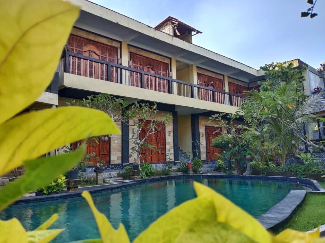 Satria Bungalow Uluwatu  Exterior photo